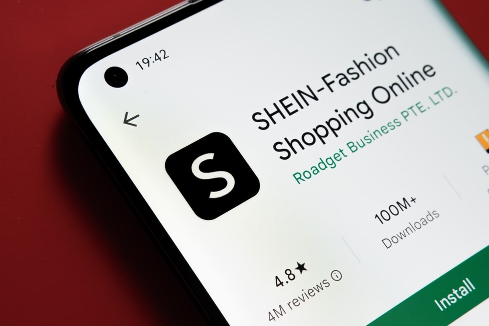 na mobitelu otvorena aplikacija za shein u google store-u